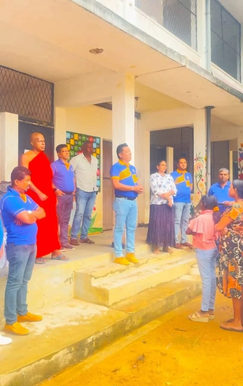 IHRC, SHCCF, and Sipara Higher Education Institute Deliver LKR 1.5M in Relief and Educational Aid to Flood Victims in Colombo District