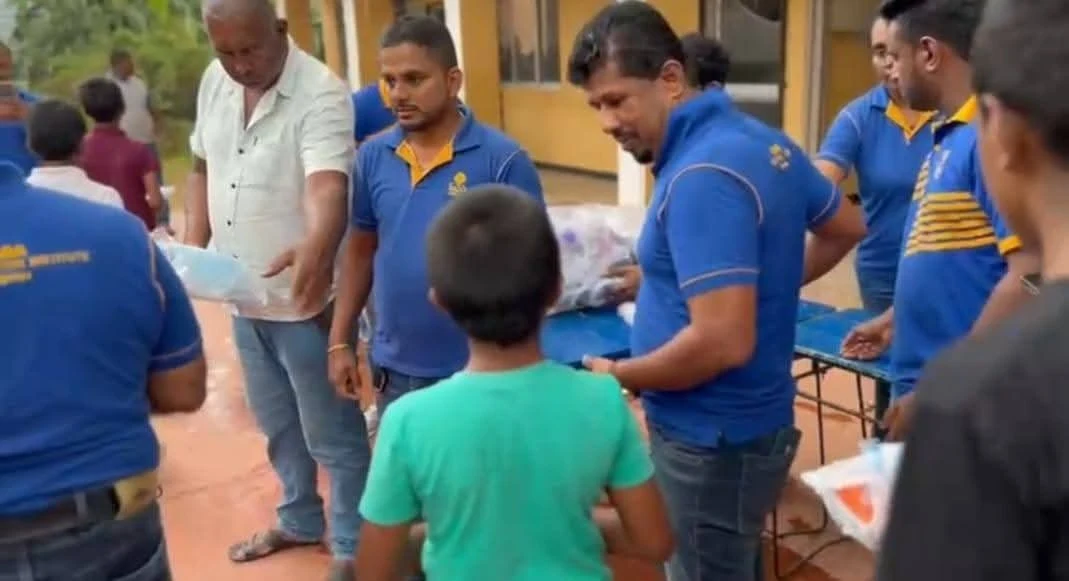 IHRC, SHCCF, and Sipara Higher Education Institute Deliver LKR 1.5M in Relief and Educational Aid to Flood Victims in Colombo District