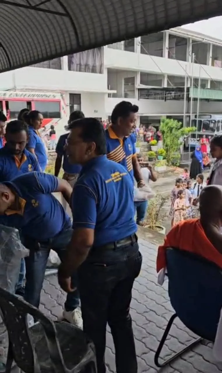 IHRC, SHCCF, and Sipara Higher Education Institute Deliver LKR 1.5M in Relief and Educational Aid to Flood Victims in Colombo District