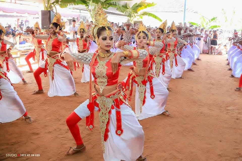 SHCCF and IHRC Attend Traditional "Ves Mangallaya" Ceremony of Hettipola Threethal Ranga Bhoomi Kalayathanaya