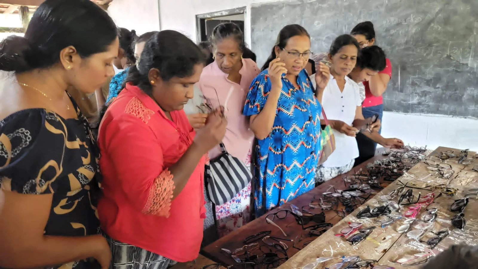 SHCCF and IHRC Host Specialized Eye Care Clinic and Free Spectacle Distribution for Senior Citizens in Dankotuwa