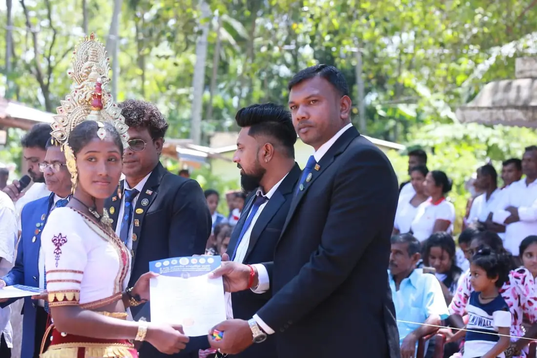 "Wes and Pahimpath Kalaeli Festival" Held Successfully in Padiyathalawa: 42 Children Awarded Certificates & Community Leaders Honored with "Shri Hela Abhiman" Awards